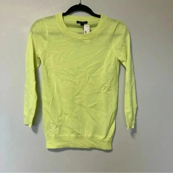 NWT J. Crew Tippi 100% merino  wool yellow sweater - Picture 1 of 4